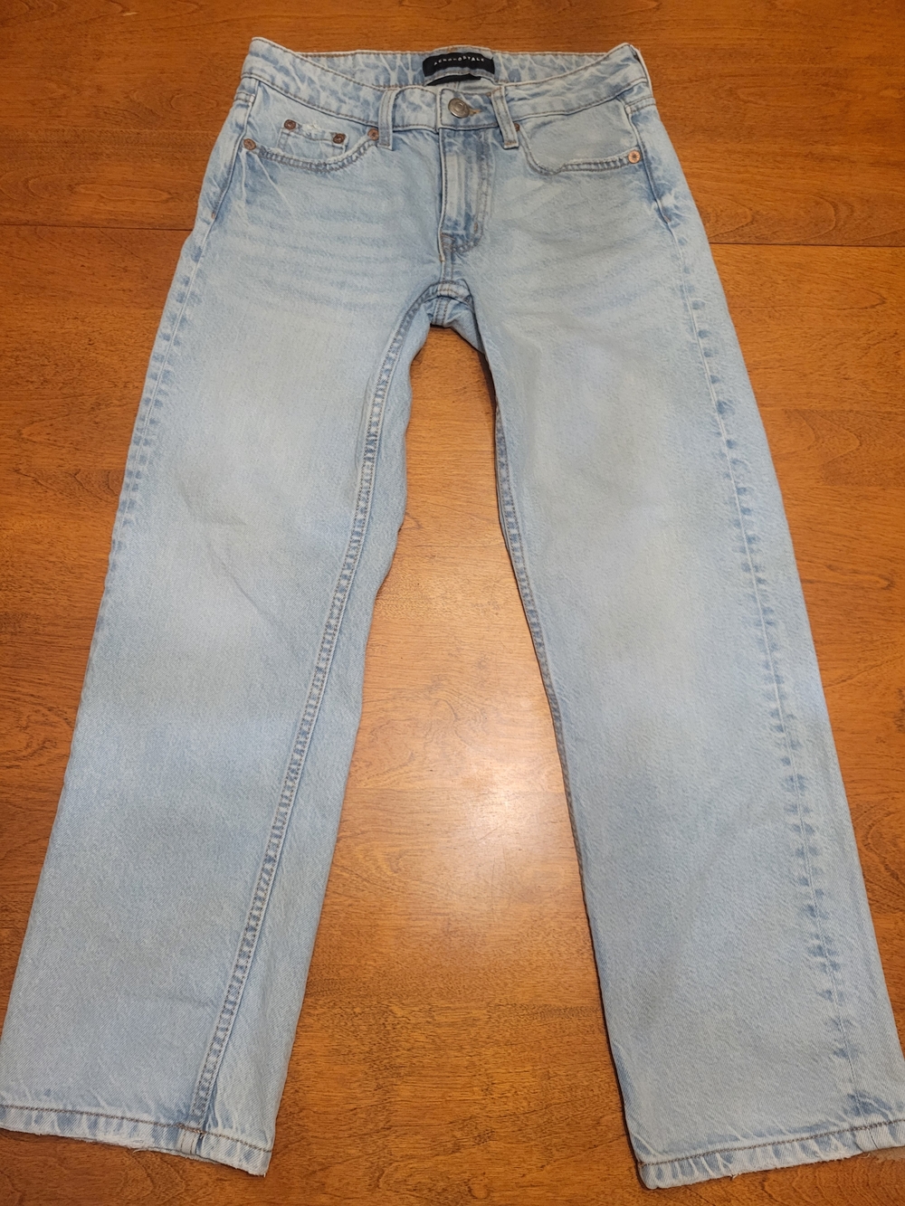 Low Rise Baggy Straight-Leg Jeans | 000S (Size 23)
